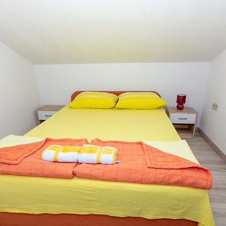 Apartmani Filip Đảo Pag Ngoại thất bức ảnh